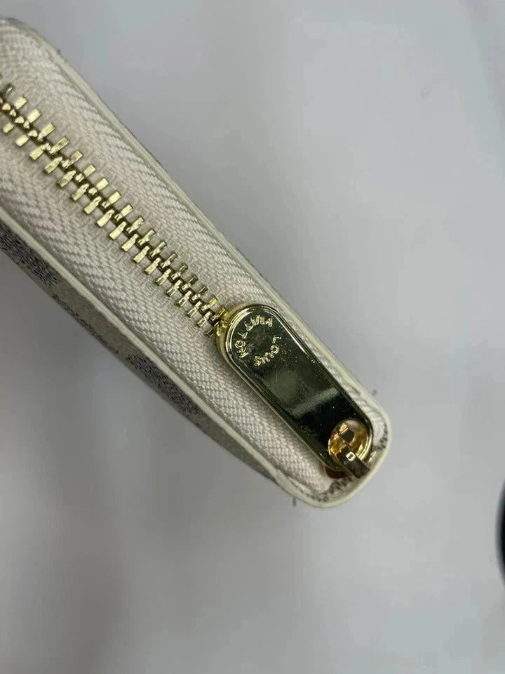 Louis Vuitton Damier Azur Zippy Zip Around Long Wallet – view 2