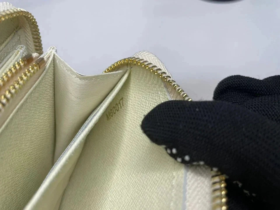 Louis Vuitton Damier Azur Zippy Zip Around Long Wallet – view 4