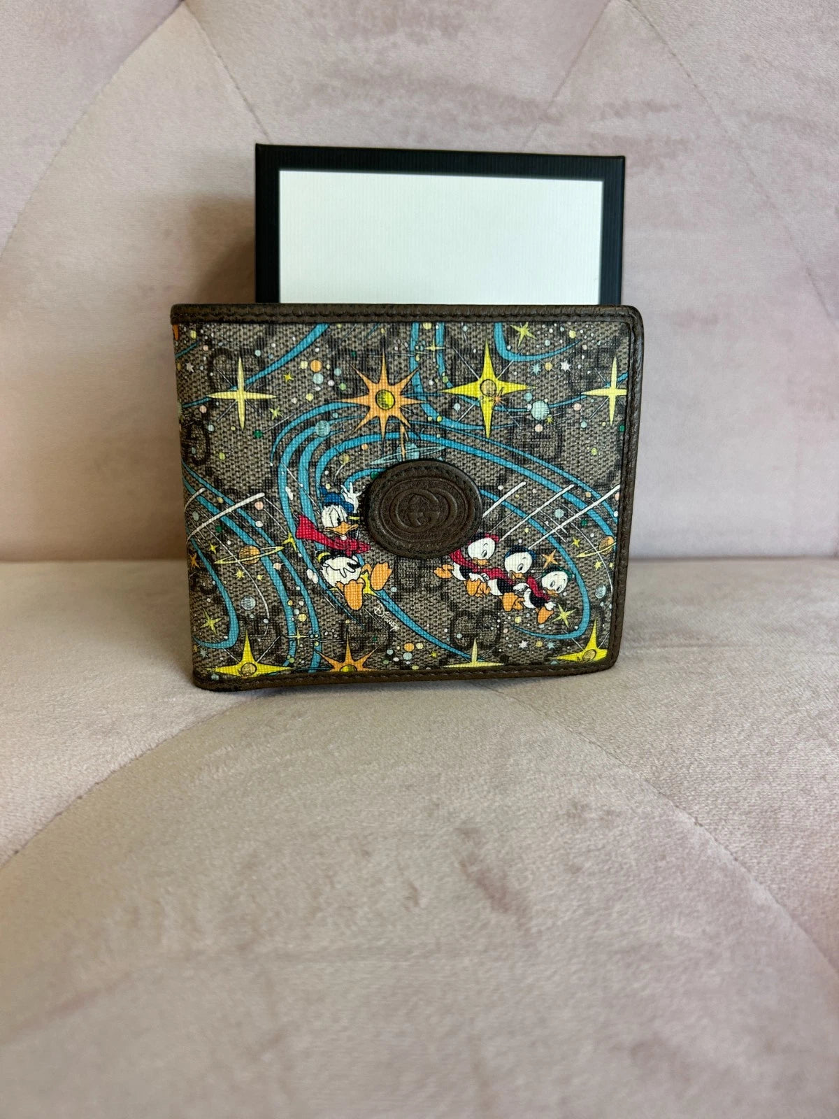 Gucci x Disney GG Supreme Donald Duck Billfold Wallet – view 9