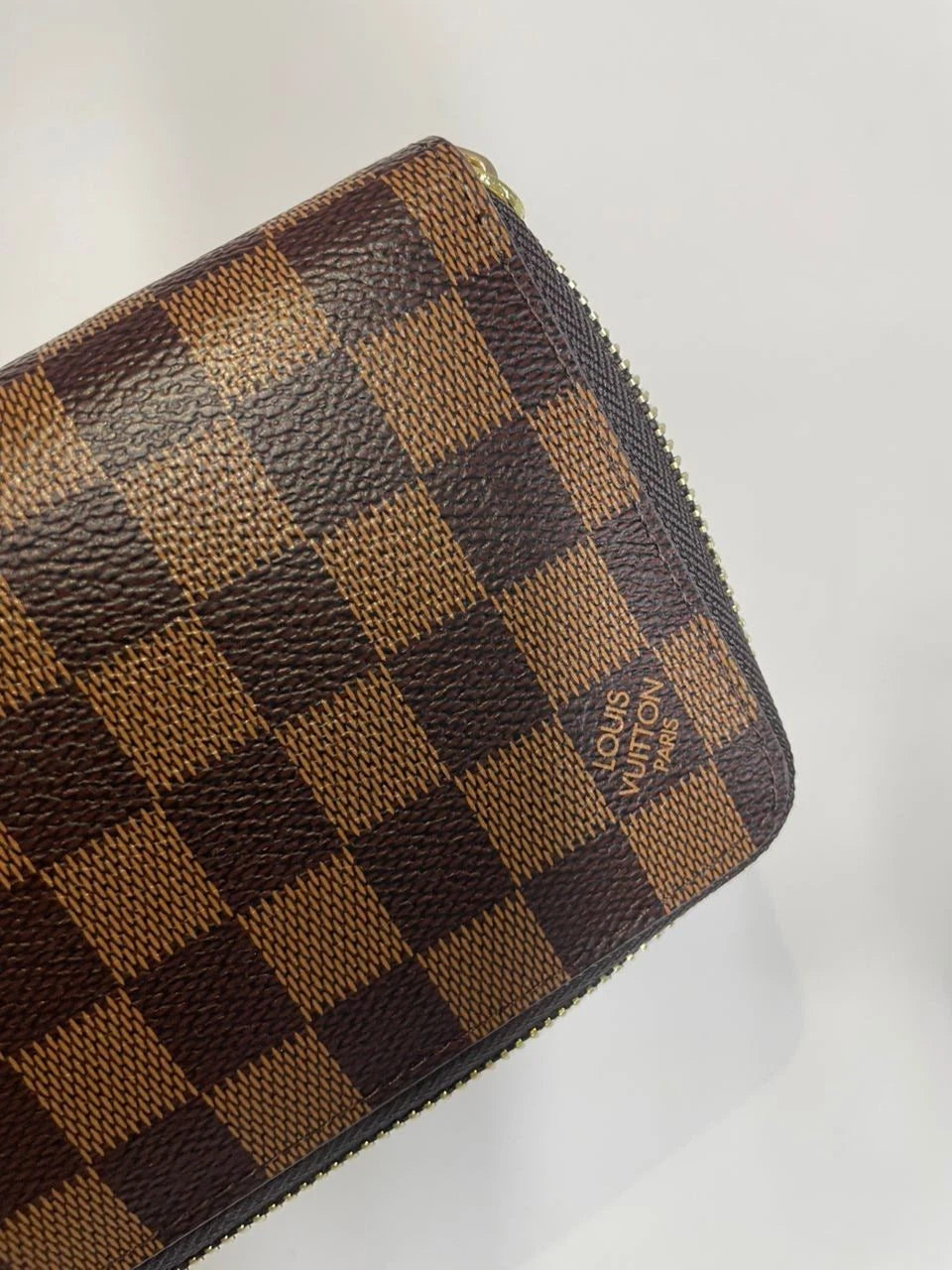 Louis Vuitton Damier Ebene Zippy Zip Around Long Wallet – view 4