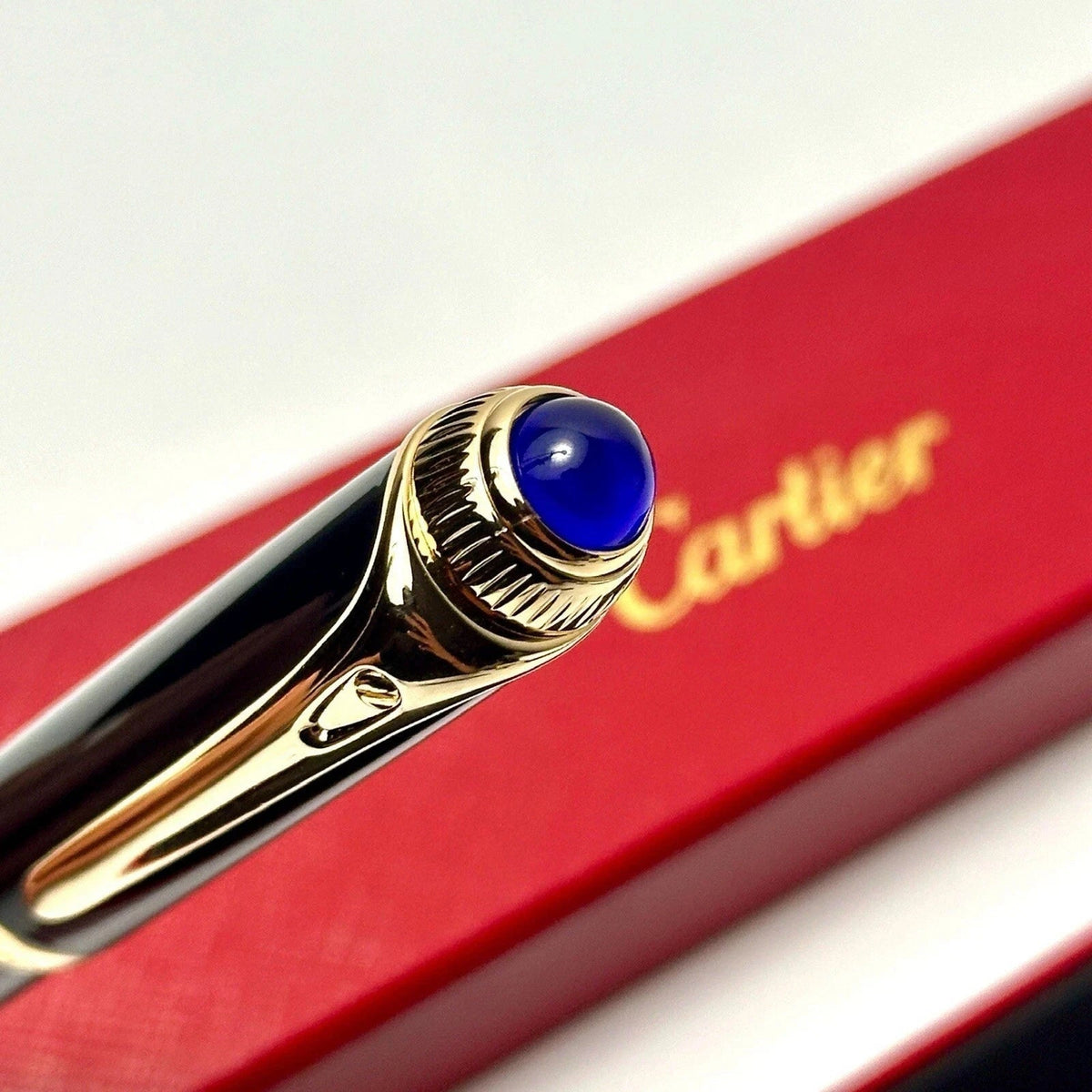 Cartier Black & Gold Composite Executive Rollerball Pen – view 3
